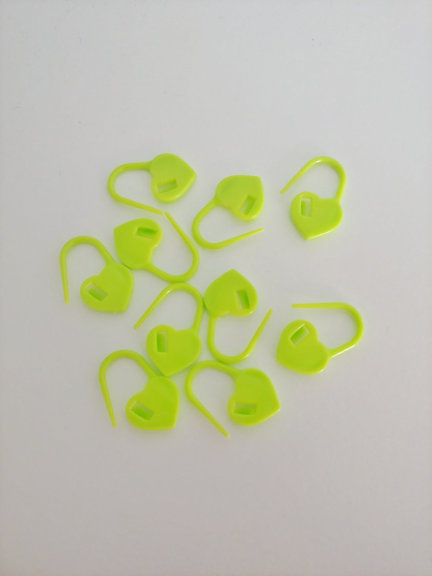 Plastic Stitch Markers